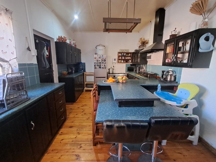 4 Bedroom Property for Sale in Van Riebeeck Hoogte Eastern Cape